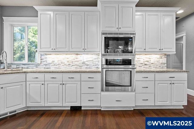 2021 Pikes Pass Ct SE, Salem, OR 97306