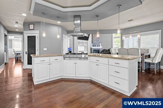 2021 Pikes Pass Ct SE, Salem, OR 97306