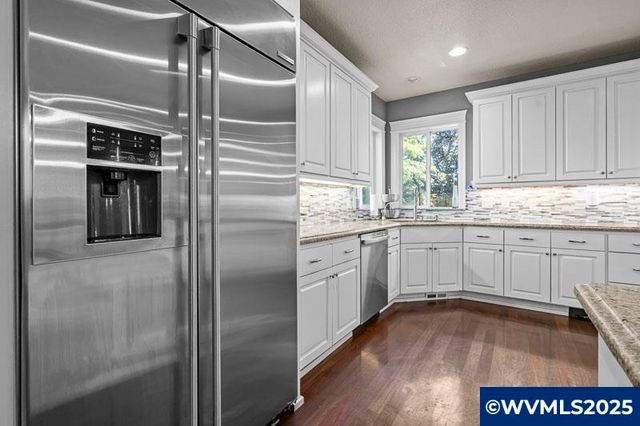 2021 Pikes Pass Ct SE, Salem, OR 97306