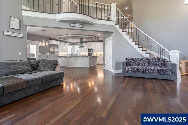 2021 Pikes Pass Ct SE, Salem, OR 97306