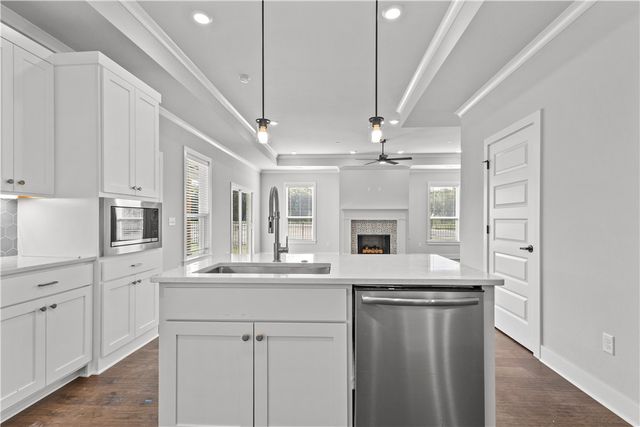 4209 W Huron Loop, Fayetteville, AR 72704