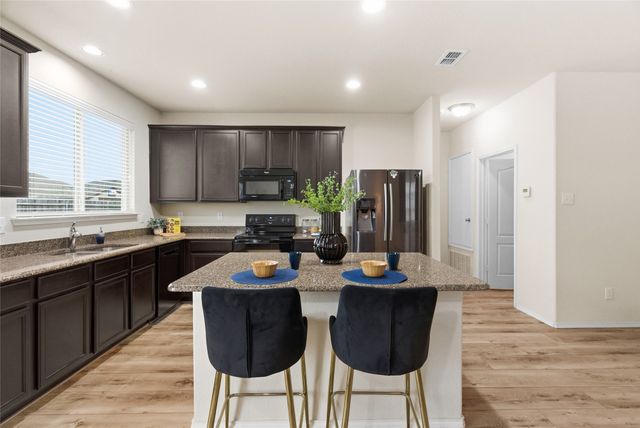 2129 Brenham Drive, Heartland, TX 75126