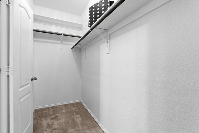 2129 Brenham Drive, Heartland, TX 75126