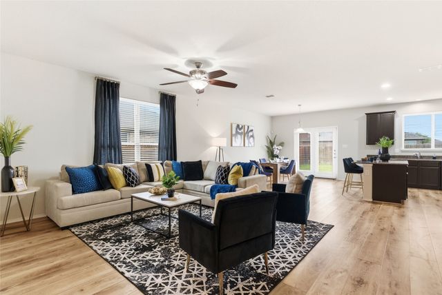 2129 Brenham Drive, Heartland, TX 75126