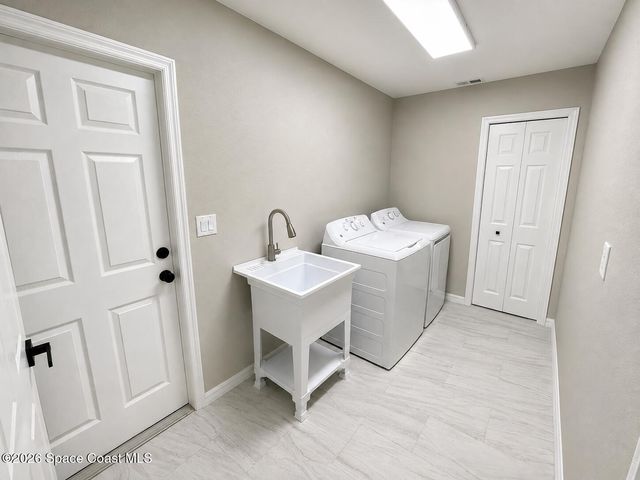 1007 Spanish Wells Drive, Melbourne, FL 32940