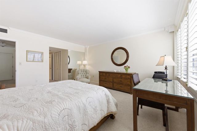 170 N Ocean Boulevard 303, Palm Beach, FL 33480