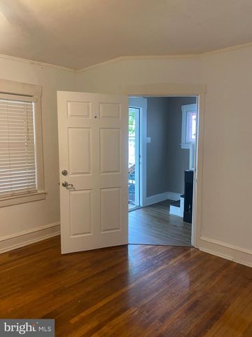 122 E WAYNE TER, Collingswood, NJ 08108