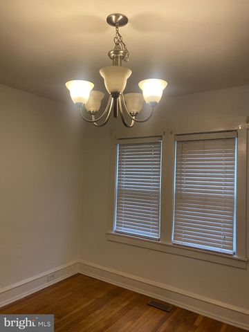 122 E WAYNE TER, Collingswood, NJ 08108