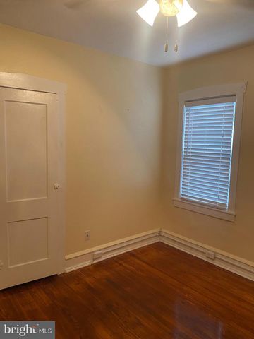 122 E WAYNE TER, Collingswood, NJ 08108