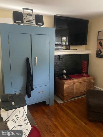 122 E WAYNE TER, Collingswood, NJ 08108