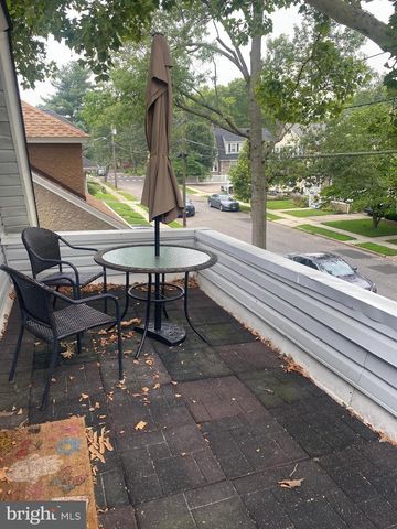 122 E WAYNE TER, Collingswood, NJ 08108