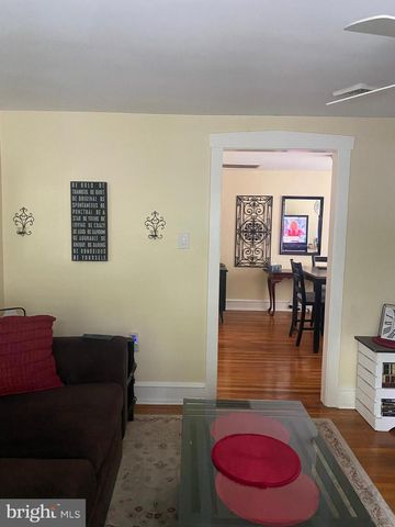 122 E WAYNE TER, Collingswood, NJ 08108
