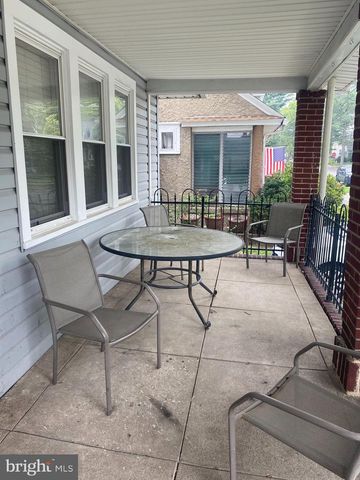 122 E WAYNE TER, Collingswood, NJ 08108