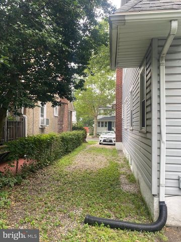 122 E WAYNE TER, Collingswood, NJ 08108