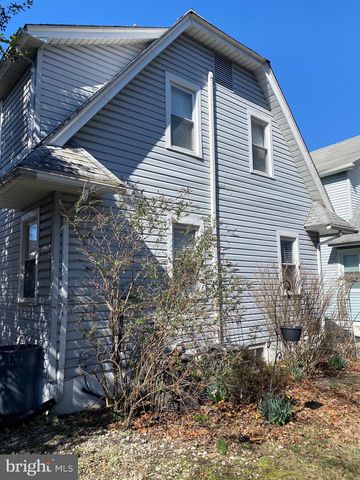 122 E WAYNE TER, Collingswood, NJ 08108