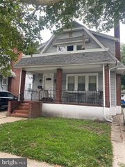 122 E WAYNE TER, Collingswood, NJ 08108