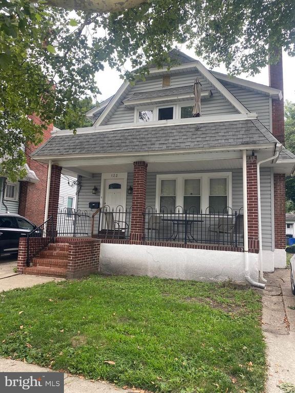 122 E WAYNE TER, Collingswood, NJ 08108