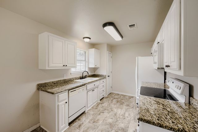 1004 Tremont Street, Weatherford, TX 76086