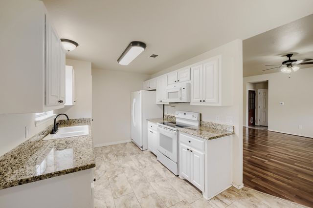 1004 Tremont Street, Weatherford, TX 76086