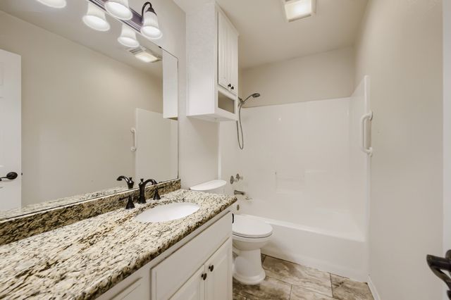 1004 Tremont Street, Weatherford, TX 76086