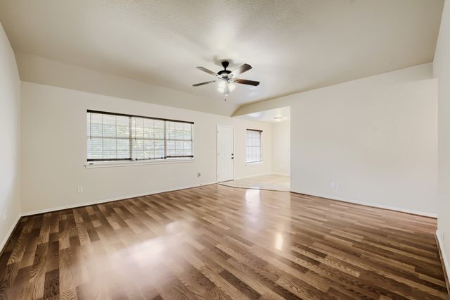 1004 Tremont Street, Weatherford, TX 76086