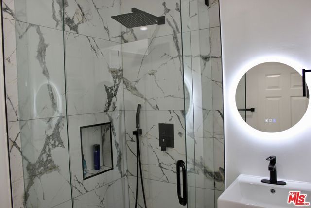 1265 Bienveneda Avenue, Pacific Palisades (los Angeles), CA 90272