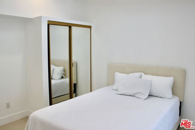 1265 Bienveneda Avenue, Pacific Palisades (los Angeles), CA 90272