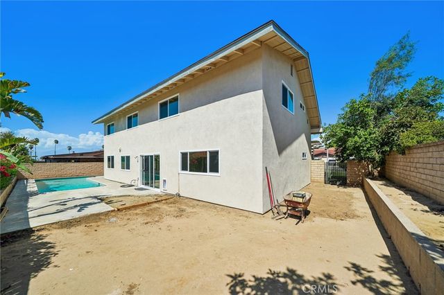 2766 Loyola, Riverside, CA 92503