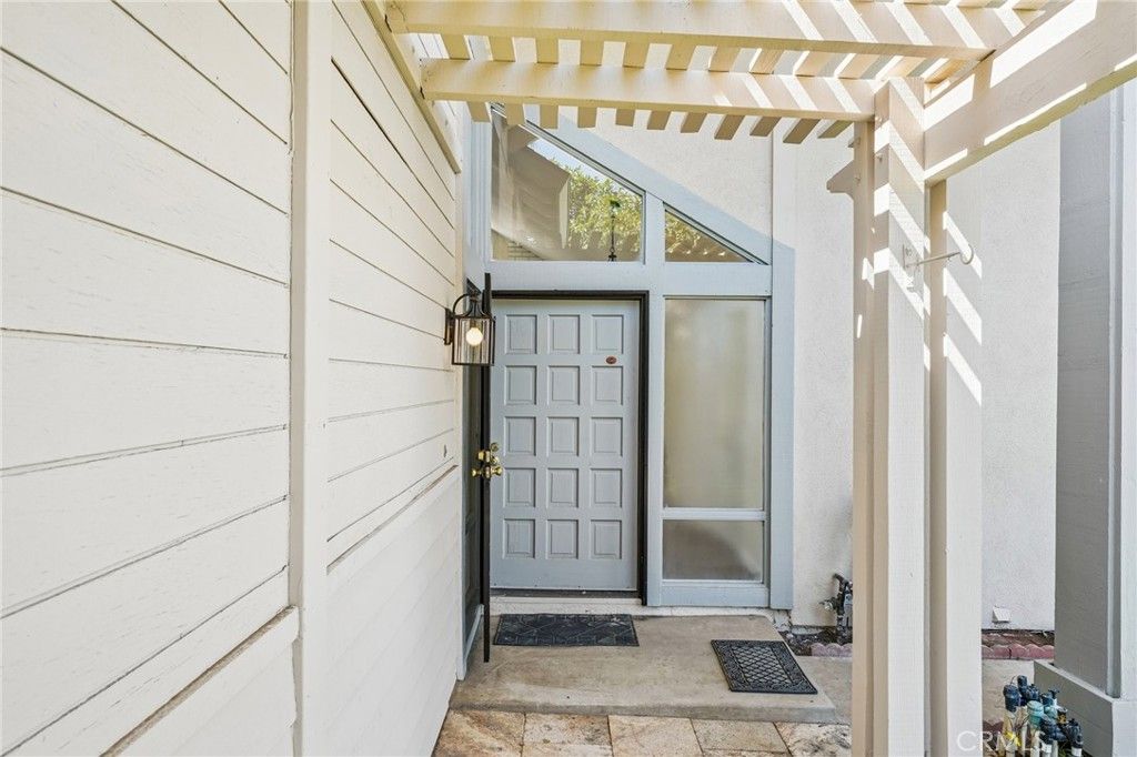 2766 Loyola, Riverside, CA 92503 — photo 2