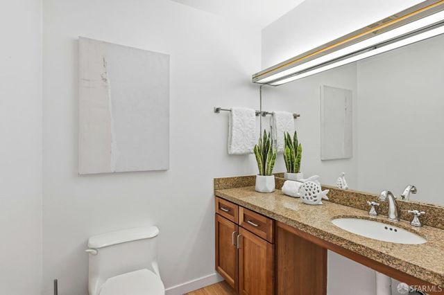 950 Harrison Street 215, San Francisco, CA 94107