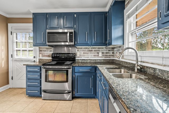 501 Elysian Fields Rd, Nashville, TN 37211