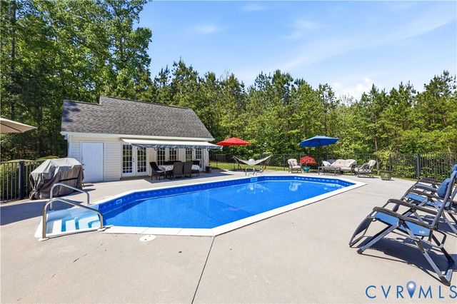 3600 Oxford Dr, Sutherland, VA 23885