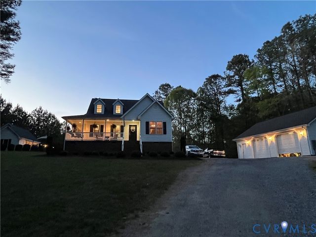 3600 Oxford Dr, Sutherland, VA 23885