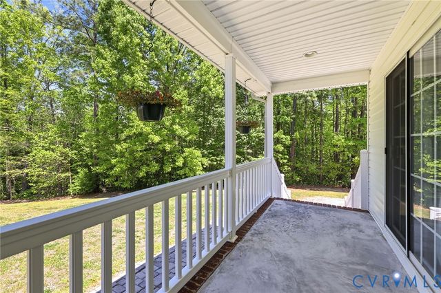 3600 Oxford Dr, Sutherland, VA 23885