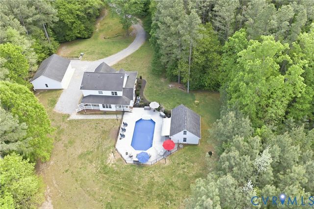 3600 Oxford Dr, Sutherland, VA 23885