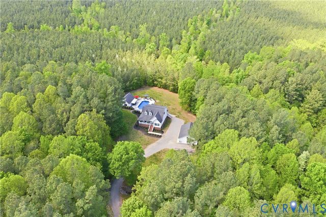 3600 Oxford Dr, Sutherland, VA 23885