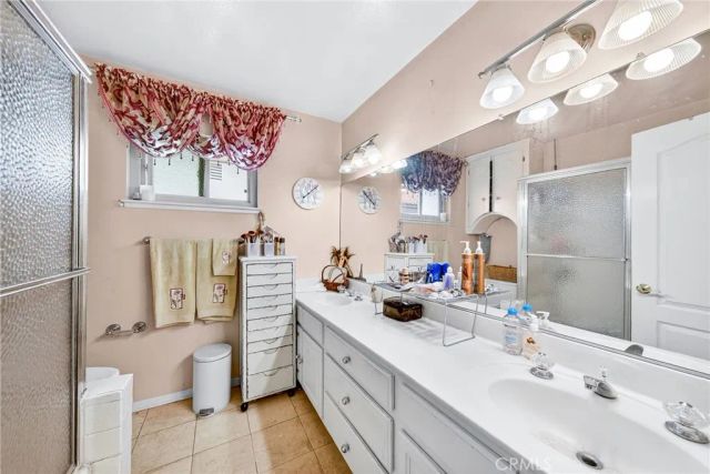 1100 Tulare, Costa Mesa, CA 92626