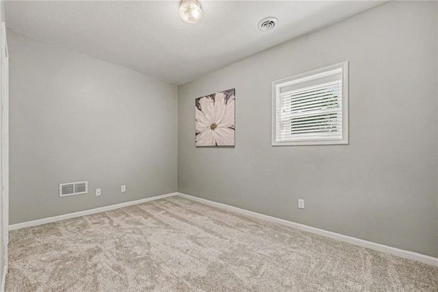 5653 Gresham Circle, Parkville, MO 64152