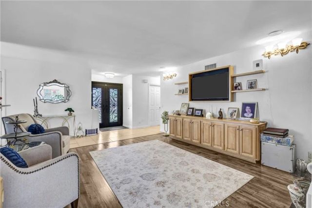 23801 Lindley, Mission Viejo, CA 92691