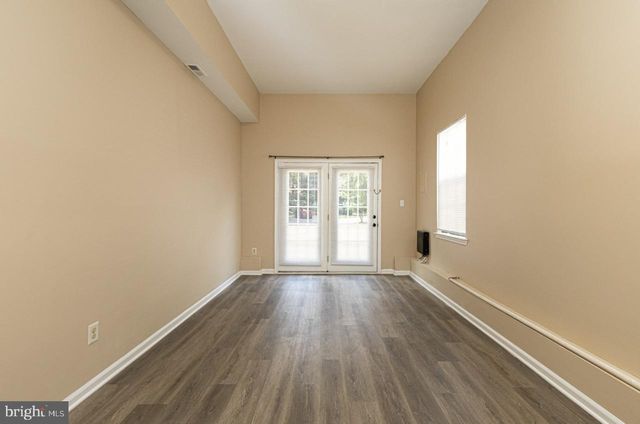 8 REGENT COURT, Medford, NJ 08055