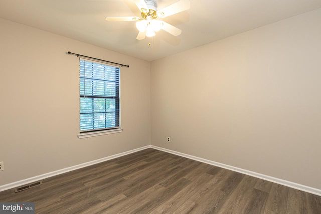 8 REGENT COURT, Medford, NJ 08055