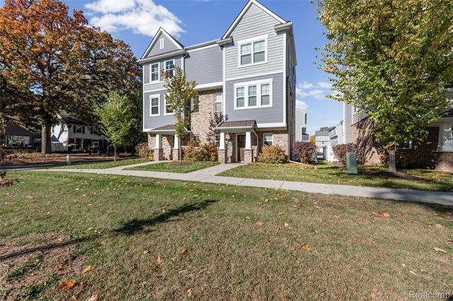 591 Parkside Way 16, Ferndale, MI 48220