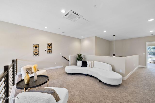 3826 Lakeside Drive 14, Reno, NV 89509