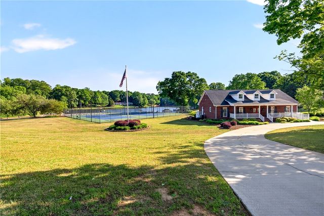 106 Riverbank Court, Moore, SC 29369