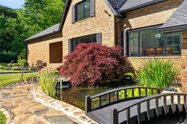 106 Riverbank Court, Moore, SC 29369