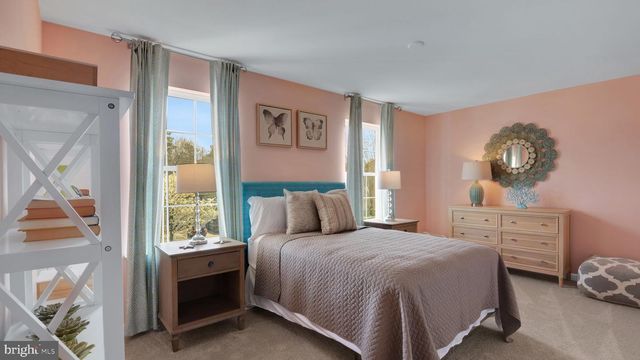 11 BOBSTAY RD, Barnegat, NJ 08005