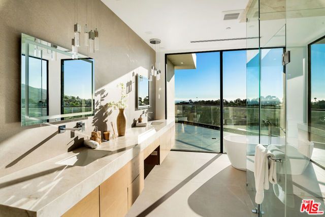 5931 Kanan Dume Road, Malibu, CA 90265