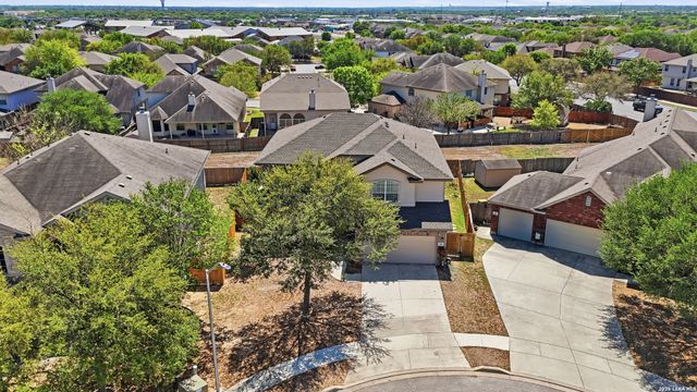 305 Hazeltine Way, Cibolo, TX 78108