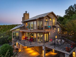 723 Coventry RD, Spicewood, TX 78669