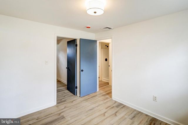 532 KINGSTON RD, Harrisburg, PA 17112